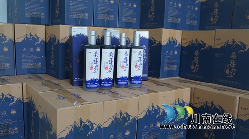 泸县立石镇“三产融合”发展助力脱贫攻坚(图2)