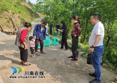 泸州市统计局深入古蔺县白良村开展扶贫工作(图2)