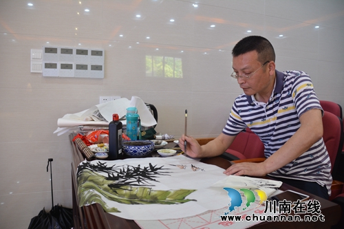 龙马潭区玉带河学校举行艺术教师技能大赛(图2) 龙马潭区玉带河学校举行艺术教师技能大赛(图2)