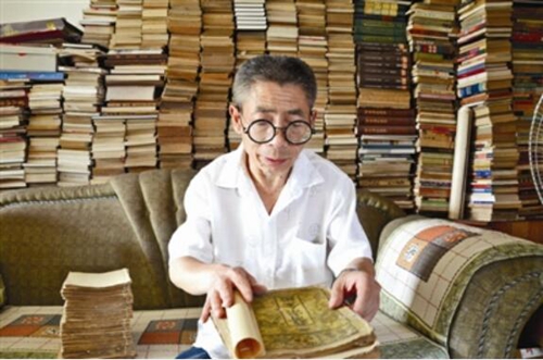 内江环卫工“书将”路：四十年来藏书七千册(图1)