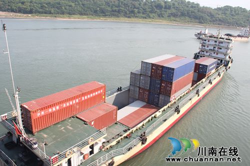 川南临港片区13个项目集中签约&nbsp;总额达35亿(图3)