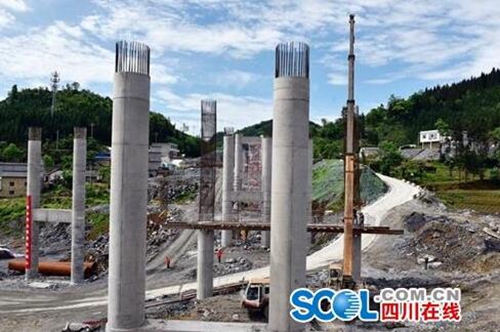 五一不停工&nbsp;叙威高速公路加快推进(图3)