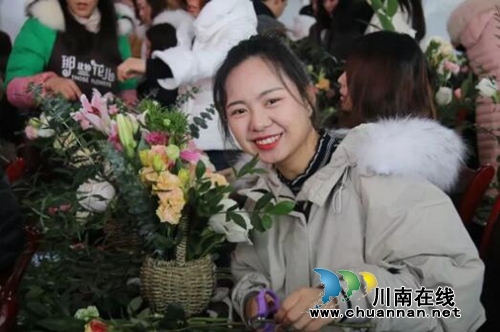 罗馨：“力所能及地为纳税人排忧解难”(图3)