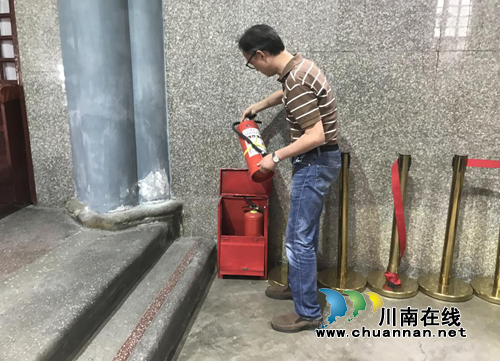 宜宾翠屏区开展全区宗教场所安全大检查(图2)