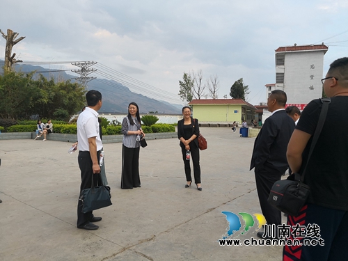 远山的呼唤!泸州十二中在普格县真情援彝(图10) 远山的呼唤!泸州十二中在普格县真情援彝(图10)