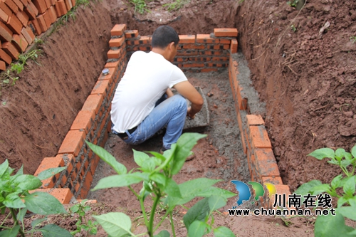 泸县云龙镇：开展农村人居环境治理&nbsp;助力乡村振兴(图6)