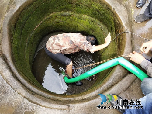 泸县立石镇开展新时代文明实践活动之党员志愿服务活动(图2) 泸县立石镇开展新时代文明实践活动之党员志愿服务活动(图2)