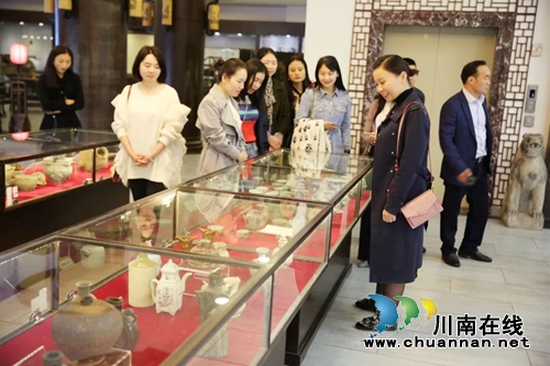 泸州青企协会员互访—走进中国沈酒活动举行(图3) 泸州青企协会员互访—走进中国沈酒活动举行(图3)