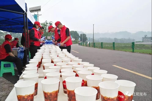 “蔬马3.0”！5国2000跑友董允坝共享蔬式生活(图20)