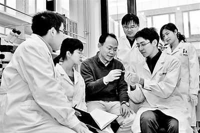 程京院士：用心缔造“中国芯”的领军人(图4)