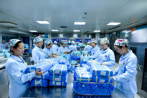 探秘男丁格尔的别样生活(图1)