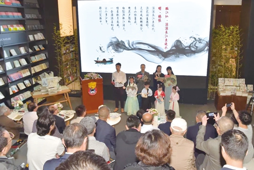 以史为据&nbsp;&nbsp;知识和艺术并行(图1)