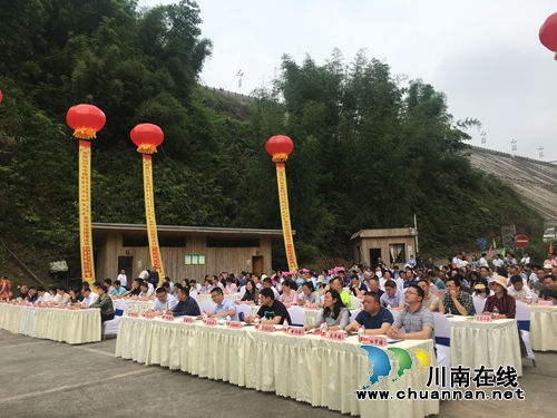 漂流季来了！到纳溪黄龙湖去爽一把欢乐游！(图3)