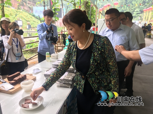 漂流季来了！到纳溪黄龙湖去爽一把欢乐游！(图4)