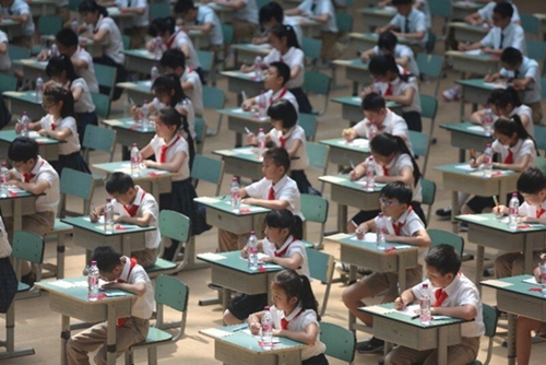 宜宾市启动“万人手写家书”第二季活动(图1) 宜宾市启动“万人手写家书”第二季活动(图1)