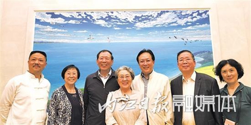 《周恩来回延安》上映 内江“贺龙”再登银幕(图4) 《周恩来回延安》上映 内江“贺龙”再登银幕(图4)