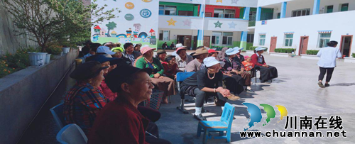 泸县瓦子小学对口帮扶学校乡城县青麦乡小学幼儿园开展孩子说汉语的口语比赛(图5)