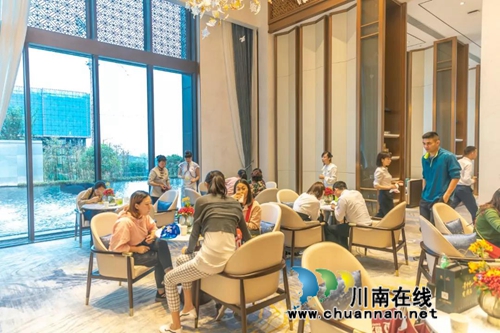 西城·青云台&nbsp;|&nbsp;售楼部盛装亮相，全城开放品鉴(图17)