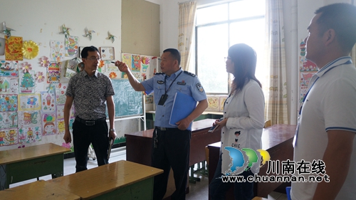 泸县立石镇开展校外培训机构消防安全大检查(图1)