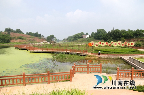 龙马潭松滩湖环湖马拉松赛的火爆，你想象不到(图7)