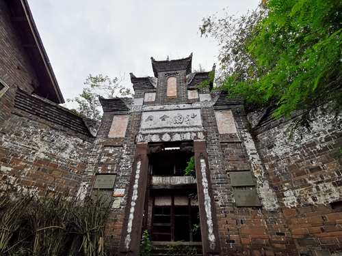 落落常乐&nbsp;山中野寺隐名士；庭院深深&nbsp;曾有凤凰栖墙桓(图3)