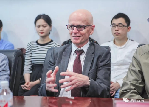 西南医大附院引进德国耳鼻咽喉头颈外科教授(图6)