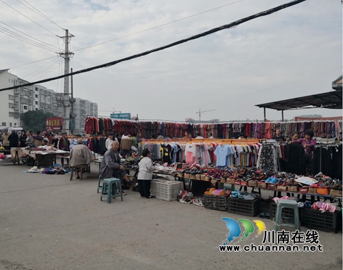 泸县海潮镇集中整治场镇秩序(图2)