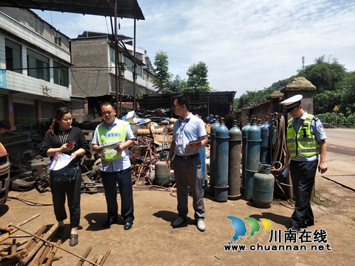 纳溪区棉花坡镇：“一路四方”共协作&nbsp;确保高速公路安全畅行(图1)