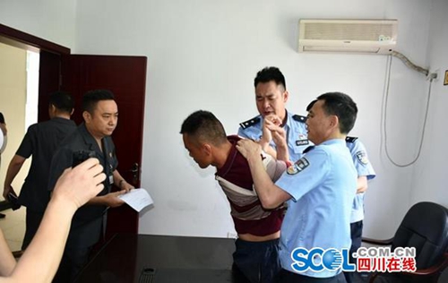 不付土地流转费还撕毁执行通知书&nbsp;自贡男被拘(图1)