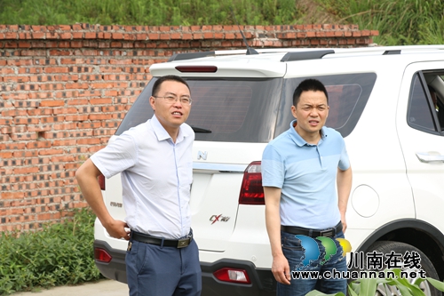 张福荣到泸县潮河镇督导河长制、民宗、脱贫攻坚工作(图4)