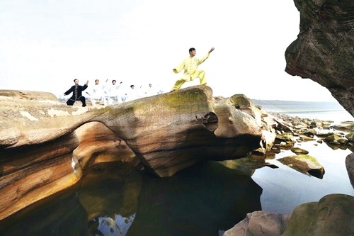 趣味协会散发原生力量 行业抱团共谱快乐篇章(图9) 趣味协会散发原生力量 行业抱团共谱快乐篇章(图9)