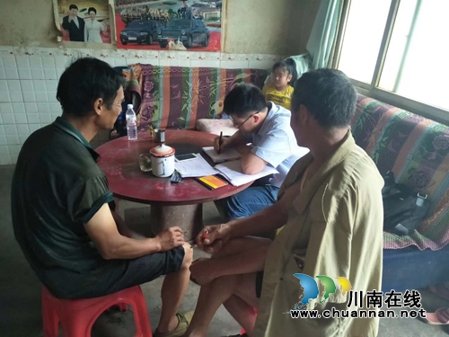 泸州高新区：统筹资源发挥优势&nbsp;助力苗乡拔穷根(图2)