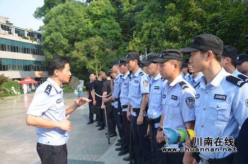 定制安防课接地气&nbsp;四川警院警盾公益宣讲火爆(图6)