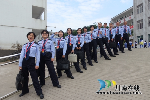 定制安防课接地气&nbsp;四川警院警盾公益宣讲火爆(图10)