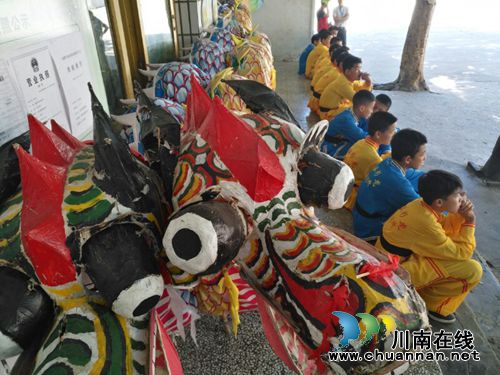 “泸州非遗之旅”媒体采风行活动完美收官(图16) “泸州非遗之旅”媒体采风行活动完美收官(图16)