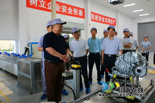 河南漯河人大副主任到泸州高新区考察调研(图2)