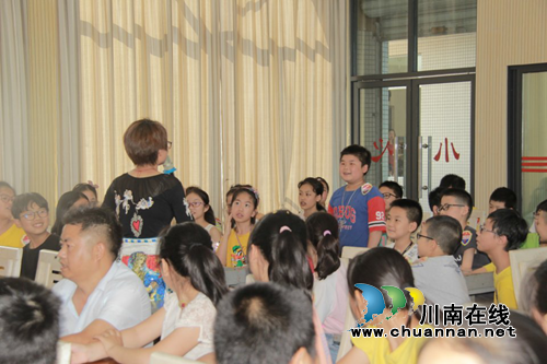 宜宾南溪区：小手拉大手，跟法一起走(图1)