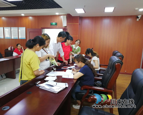 江阳区张坝街道2019年秋期新生预报名登记工作顺利完成(图2)