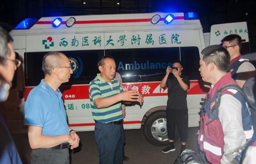 西南医大附院首批救援队紧急驰援宜宾地震灾区(图2)