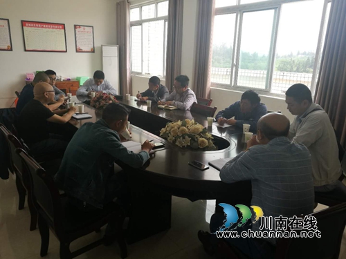 叙永县经商科局组织电力通信安全隐患“大排查、大整治”行动(图2)