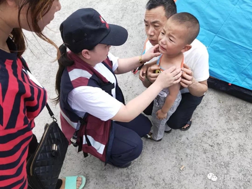 西南医大附院应急救援队：镇守灾区的定海神针(图5)
