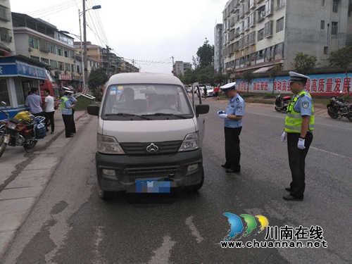 宜宾珙县、筠连公安交警开展交通违法交叉检查行动(图2)