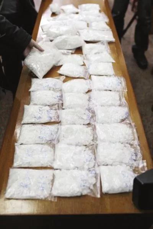 江阳法院开展“6.26”护航无毒青春活动(图3) 江阳法院开展“6.26”护航无毒青春活动(图3)