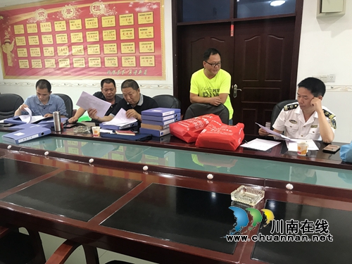 泸县海事处到立石镇开展水上交通安全专项检查(图1)