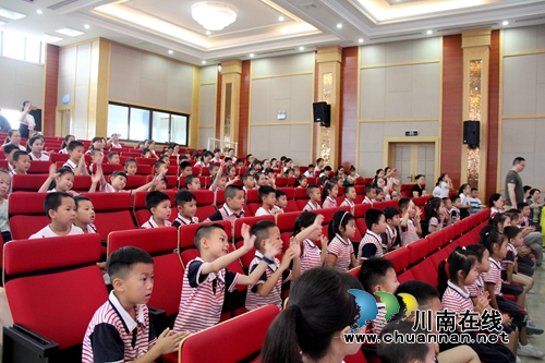 用表演讲故事&nbsp;龙马潭举行亲子绘本故事表演比赛(图8)