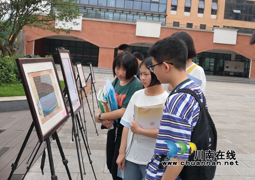 叙永三中：师生书法展献礼新中国成立70周年(图3)