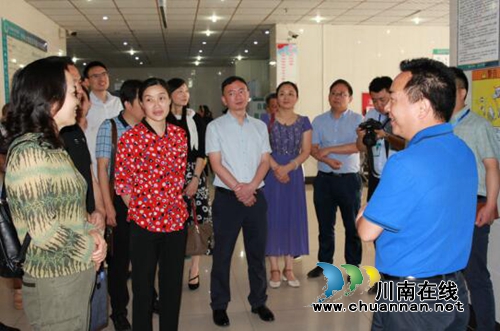 守牢医疗基金救命钱 宜宾三医联动互融共通(图1) 守牢医疗基金救命钱 宜宾三医联动互融共通(图1)