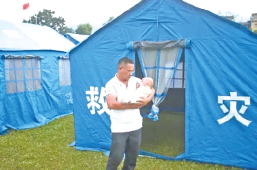 长宁地震：天灾无情催人泪&nbsp;温暖面庞震人心(图17)