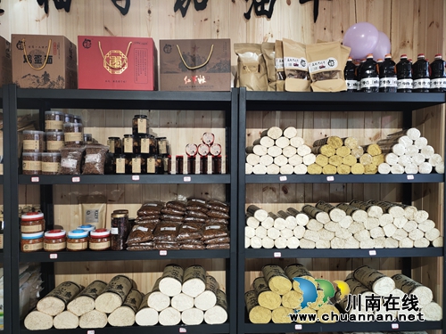 “蔺沙溪”扶贫产品直营店第6店泸州开业(图7)