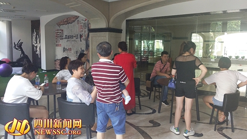 泸州：健身房器材一夜搬空&nbsp;老板“跑路”？(图5)